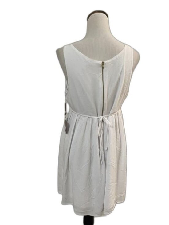 Dresses & Skirts - Doll White Dress